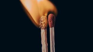 燃烧的火柴