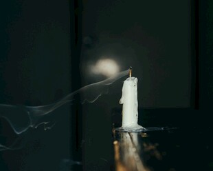 熄灭的蜡烛