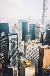 俯瞰繁华都市建筑群