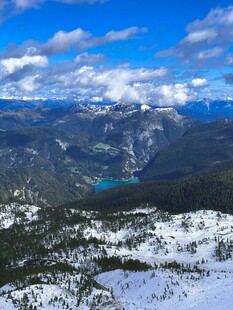 雪山湖泊壮丽自然风光