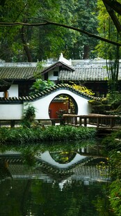 中式园林湖畔雅致景致
