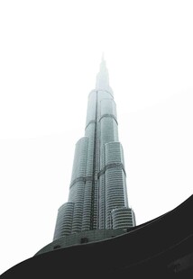 迪拜哈利法塔高耸入云