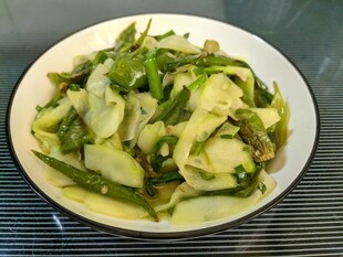清炒黄瓜青椒