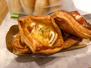 美味酥脆的特色夹心糕点