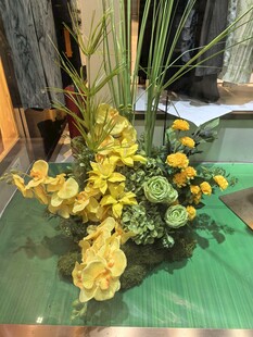 精致花卉绿植组合摆件
