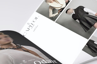 画册内页设计展示样机智贴图素材