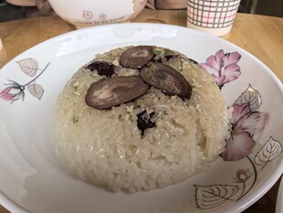 香肠糯米团子