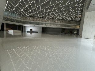 现代空旷室内空间场景