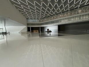 现代空旷室内空间场景