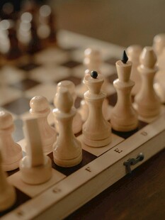 棋盘上的国际象棋棋子