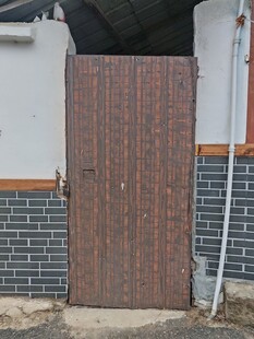 老式竹制门