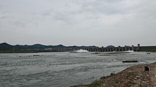 江边风景