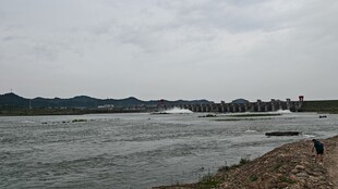 江边风景