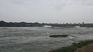 河坝水坝