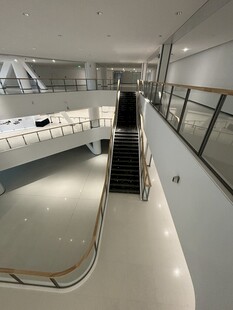 现代简约风格室内楼梯空间