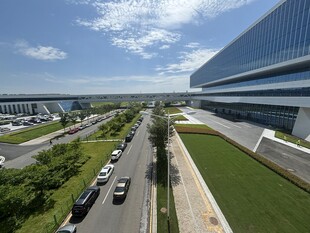 现代城市道路与建筑景观