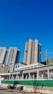城市在建高楼建筑群