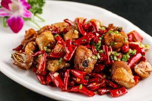 香辣可口的辣子鸡块