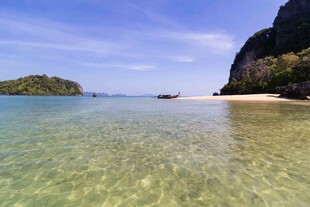 美丽清澈的海边风光