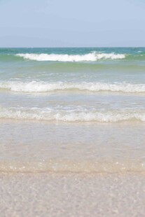 美丽海滨沙滩海浪景观