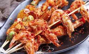 美味香辣烤虾串