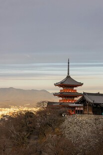 日本古寺远景