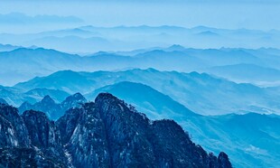 层峦叠嶂美景