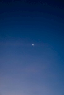 夜空中的一颗明亮星星
