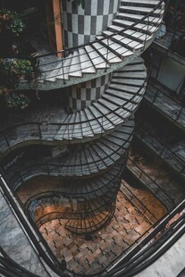 独特螺旋楼梯建筑景观