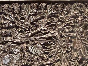 精美木雕花鸟图案