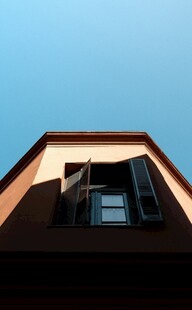 屋顶上的开窗