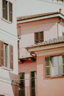 粉色系欧式建筑外观
