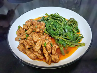 青椒炒肉片