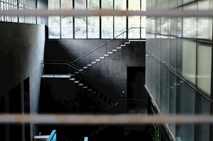 现代建筑内部空间结构