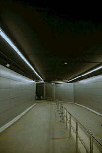 现代简约风地下通道空间
