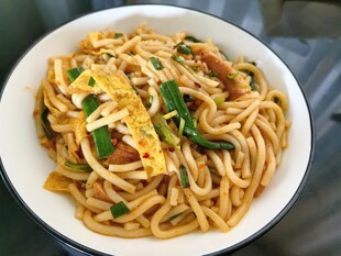 美味炒米线