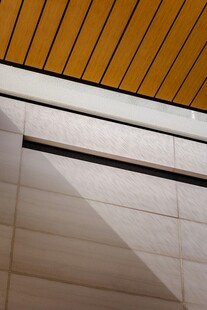 现代建筑天花板局部特写
