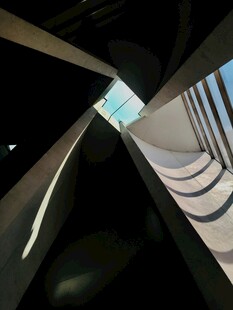 独特建筑内部空间视角