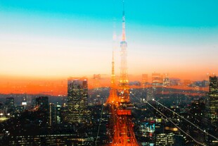 东京塔夜景璀璨城市风光