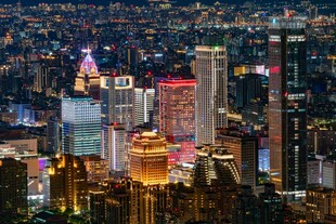繁华都市璀璨夜景
