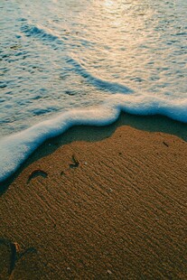 海边沙滩海浪阳光美景