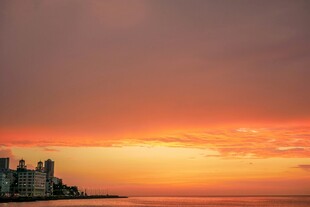 城市日落美景