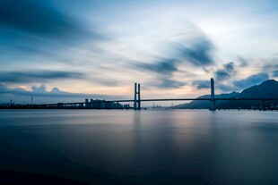 海上大桥与梦幻天空美景