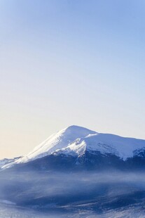 雪山云海美景