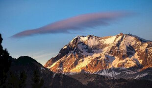 壮丽雪山美景
