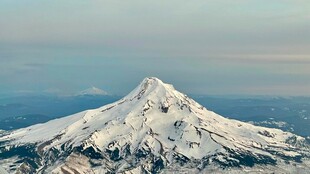 雪山壮丽景观