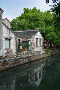 江南水乡古宅临水景致