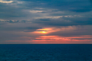 海上日落