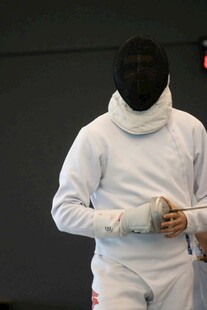 击剑运动员准备姿势