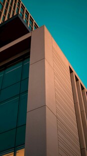 现代风格办公建筑外观